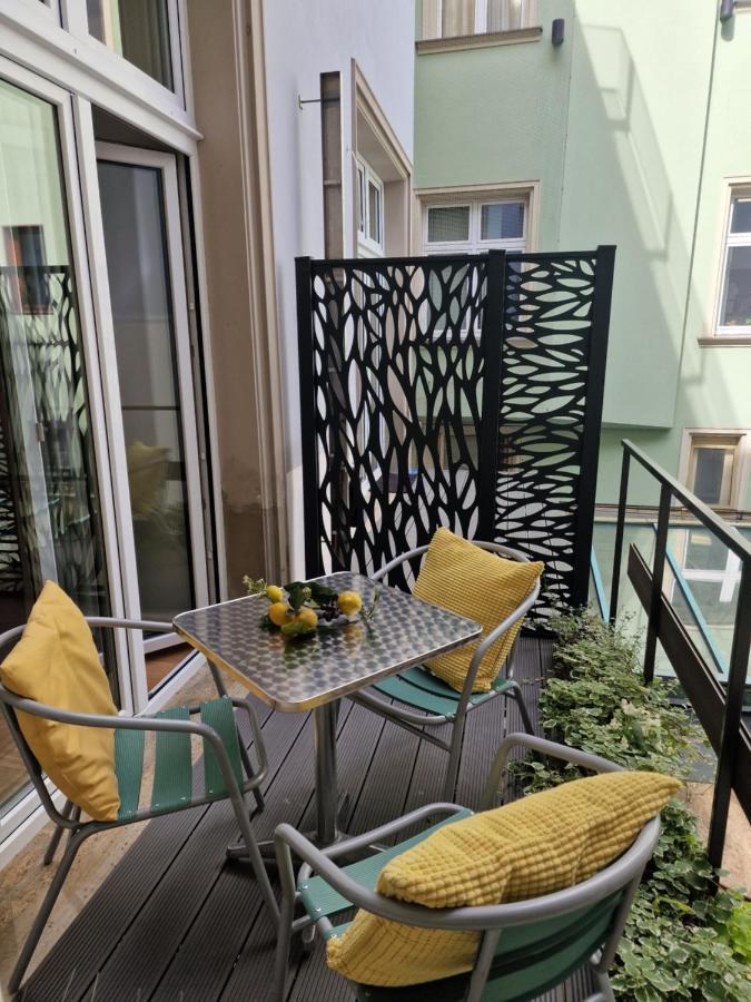Avanti Palazzo Cracovia Esterno foto