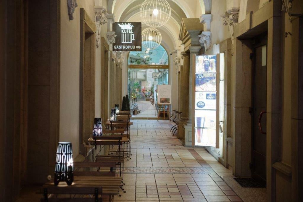 Avanti Palazzo Cracovia Esterno foto